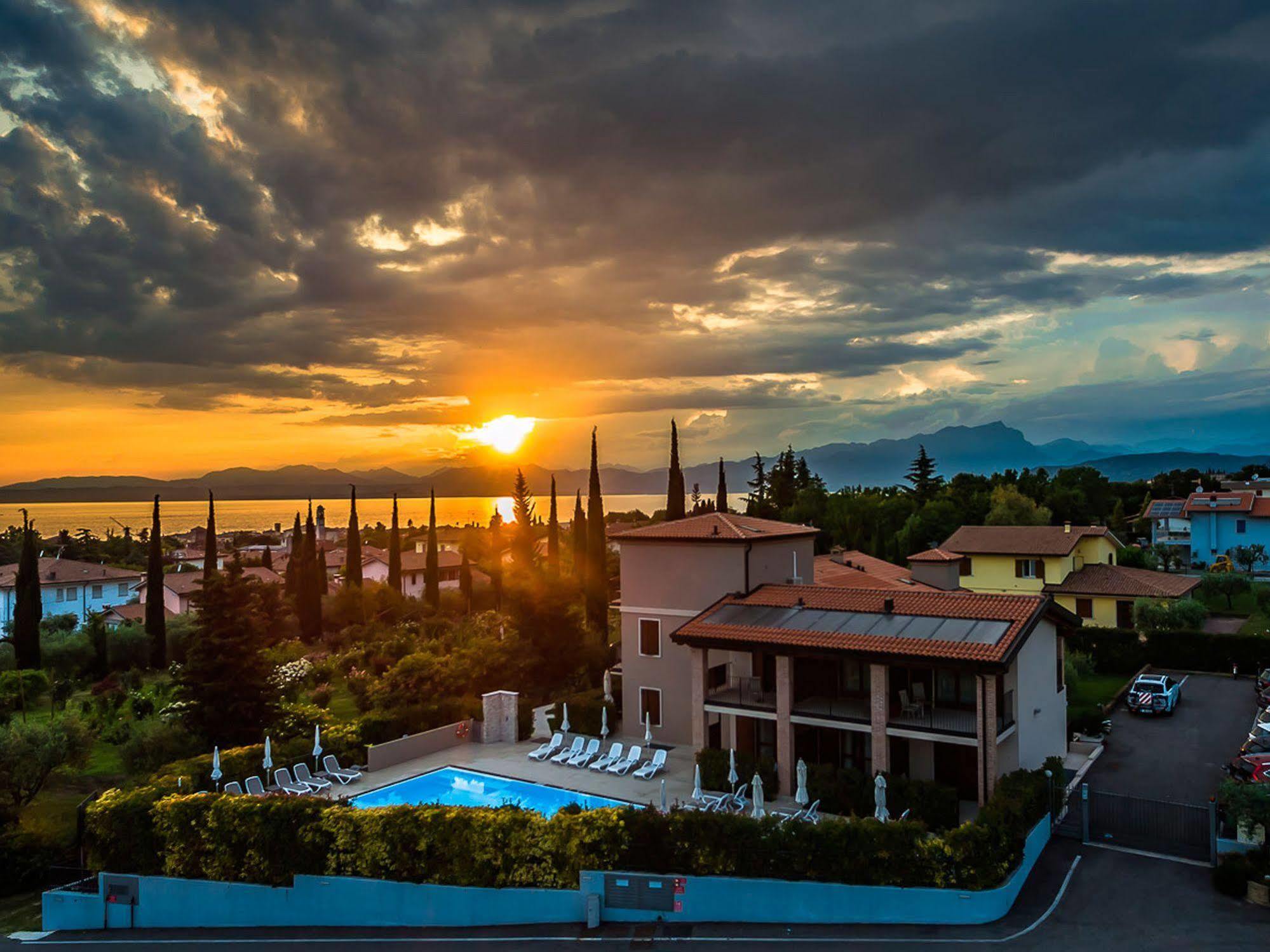 Hotel Relais Agli Olivi Lazise Kültér fotó
